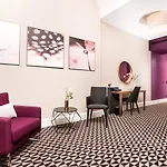 Moments By Continental Group 4* 부다페스트