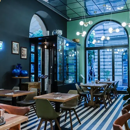 Hotel Moments By Continental Group 4*