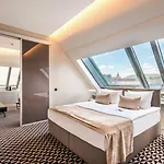 Moments By Continental Group Hotel