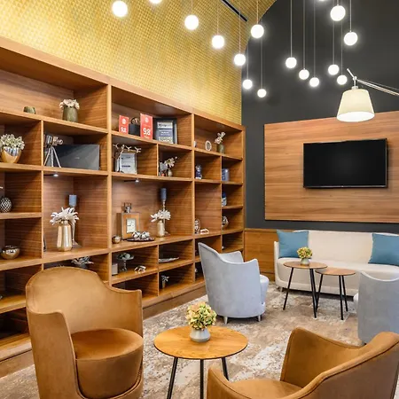 Moments By Continental Group 4* Budapest