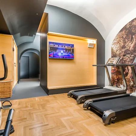 Отель Moments By Continental Group