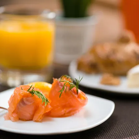 Hotell Moments By Continental Group