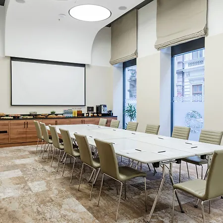 Hotell Moments By Continental Group 4*