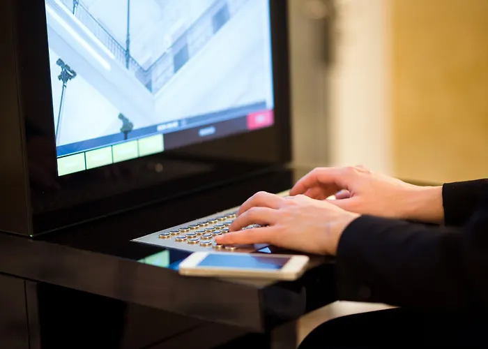 Hotel Moments By Continental Group 4*