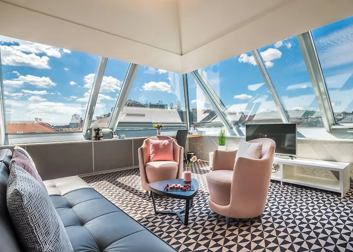 Hotel Moments By Continental Group