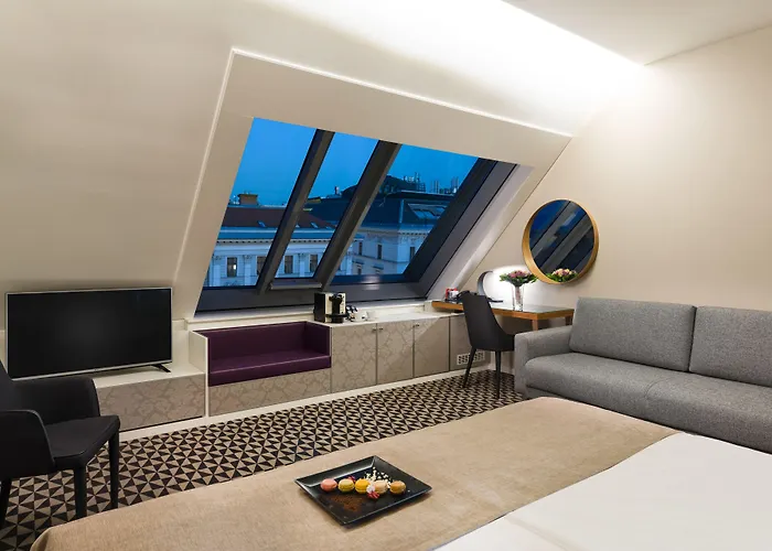 Moments By Continental Group Boedapest