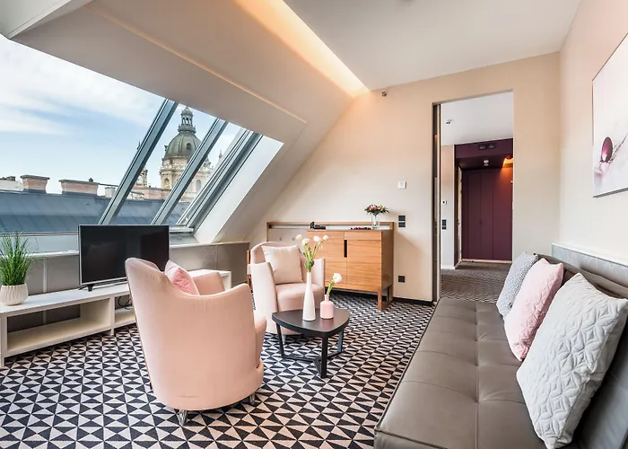 Hotel Moments By Continental Group 4*