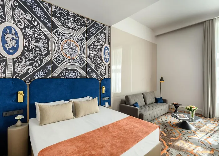Moments By Continental Group Hotel 4*
